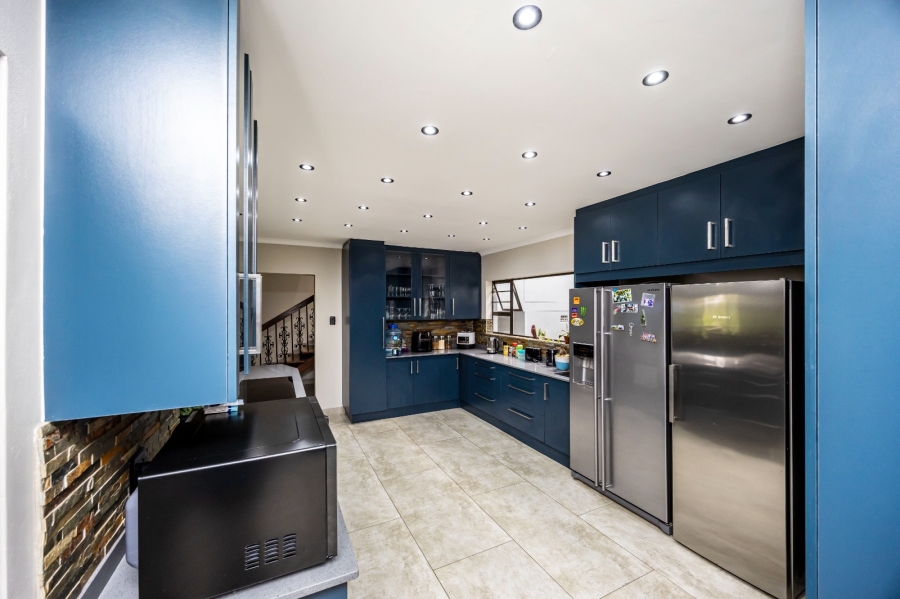 4 Bedroom Property for Sale in Baysville Eastern Cape